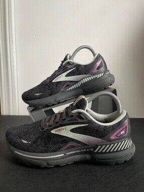 BROOKS ADRENALINE 23